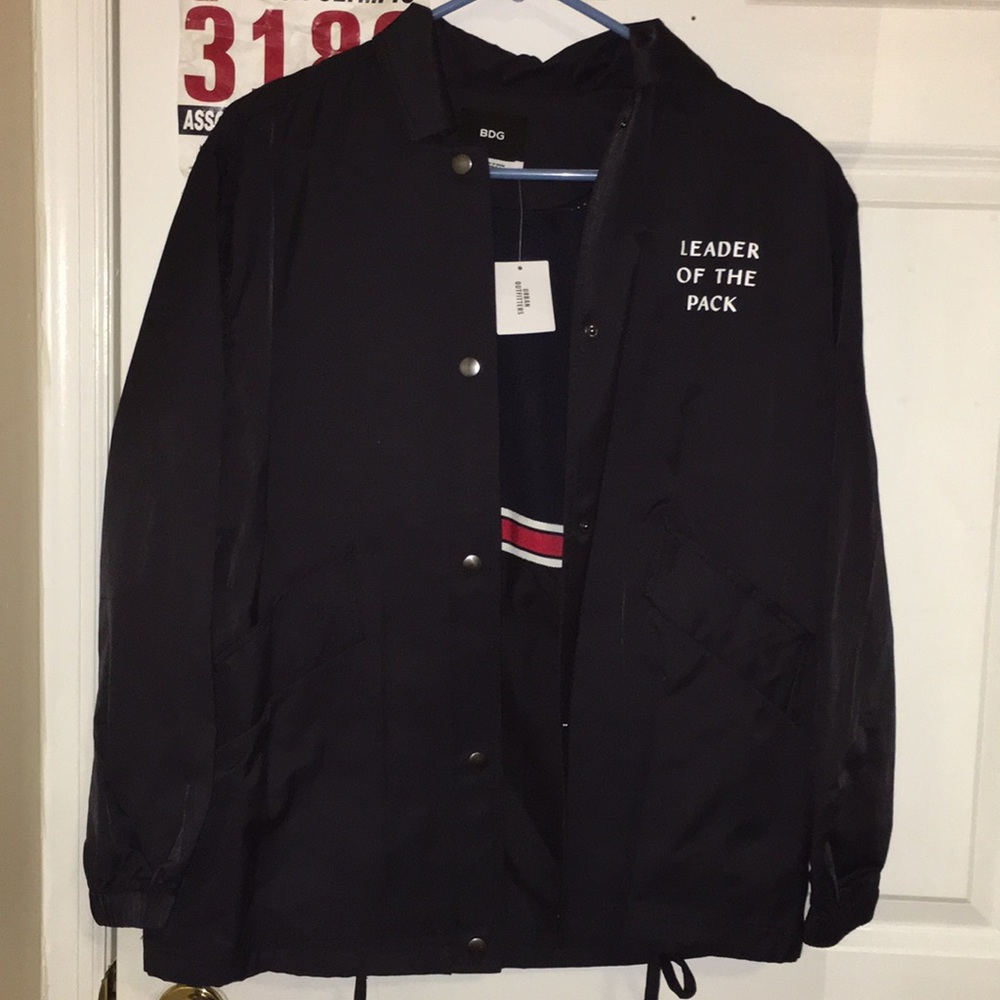 🎀Urban Outfitters BDG Windbreaker🎀